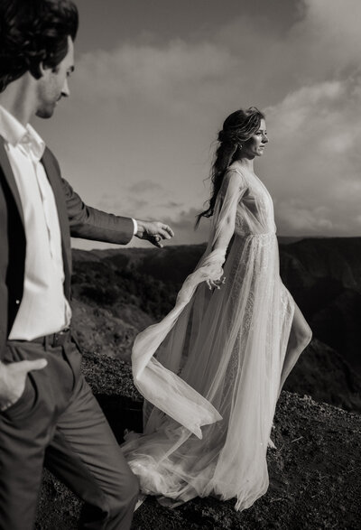 editorial documentary bridal portraits in kauai, hawaii
