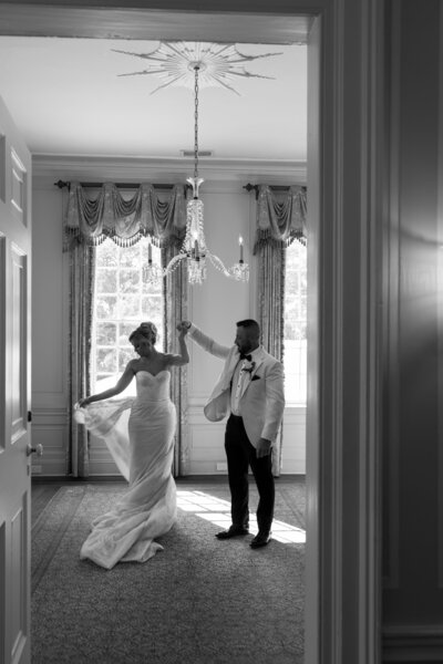 bride and groom exchanging vows