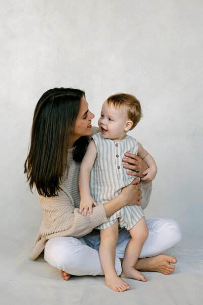 bella-luce-by-michelle-andrea-new-england-photographer-studio-manoski-motherhood-4