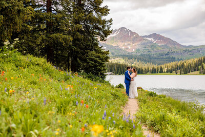 Colorado Elopement Photographer