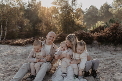 Fotograaf Medemblik newborn moederschap baby Noord-Holland