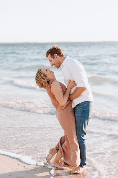 Ella-hackleton-couples-engagement-photographer-23