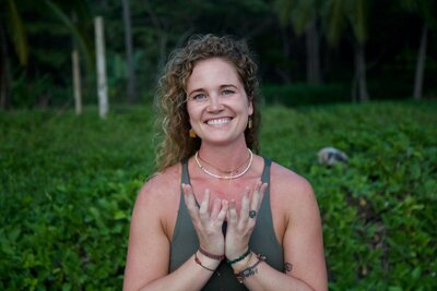 Jennifer Lancaster best yoga alliance teacher training graduate