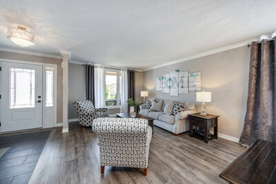 941 Greenleaf living (5)-2