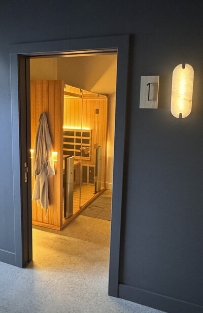 Infrared sauna suite