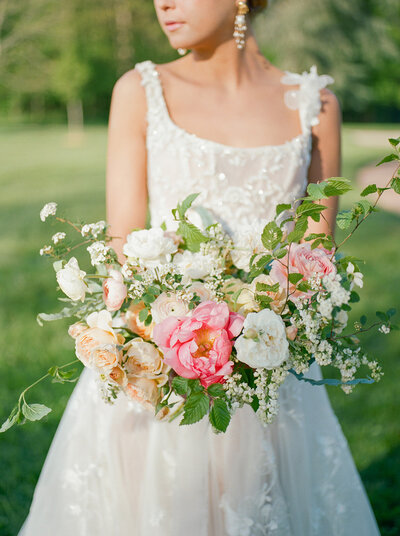 The bride with her bridal bouquet