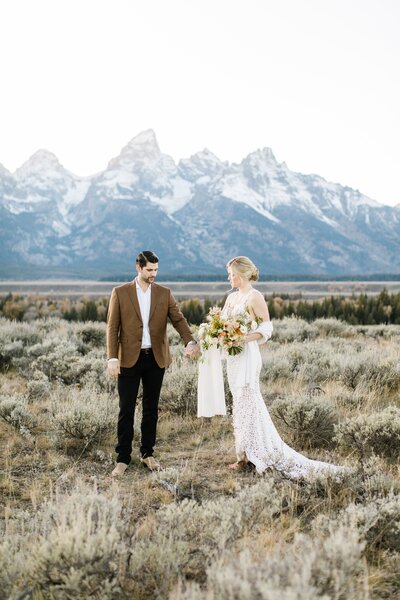 wedding photo in front of the Tetons