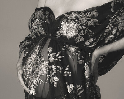 Ameline Studio Maternity Detail