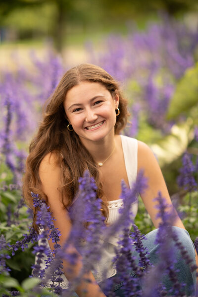 Senior photos in the flowers