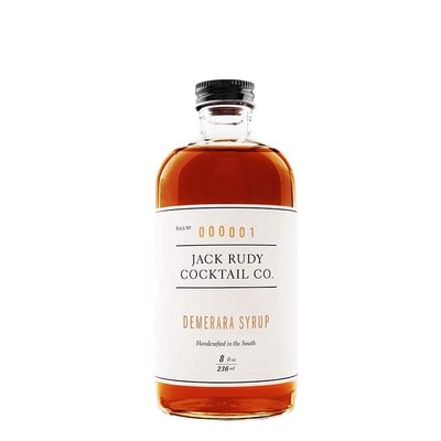 The warm flavor has a nuanced roundness, leaving subtle notes of toffee and caramel on the palate