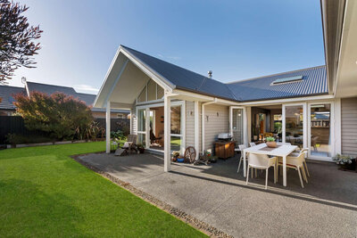 Beautiful home in selwyn weatehrboard