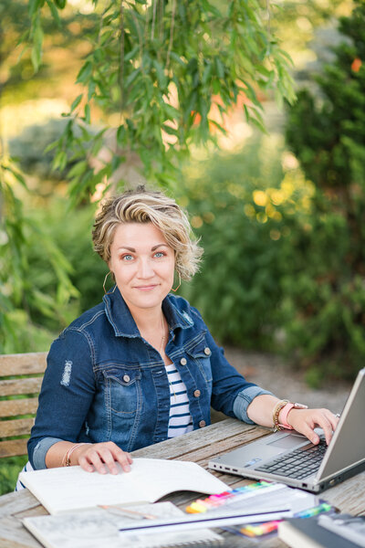 Cate Fioritto Headshots+Content-26 (1)