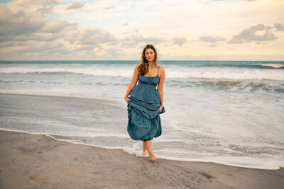 senior session photo at the beach