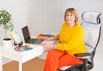 online-personal-colour-analysis-expert