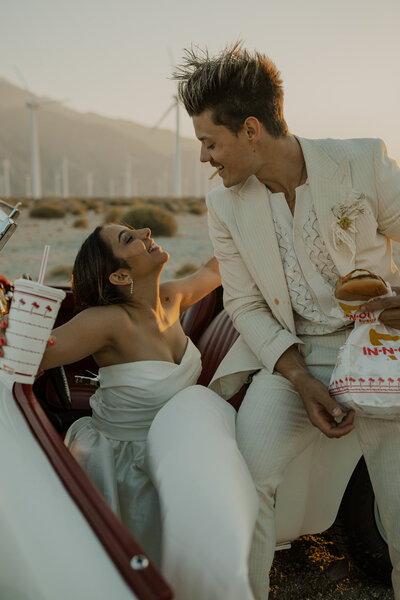 wedding-couple-with-in-n-out