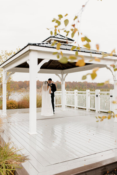 Virginia-Staunton-Waynesboro-Staurts-Draft-Fishersville-Wedding-Engagement-Photographer-Best-charlottesville-lexington-valley-mountain-inn-16