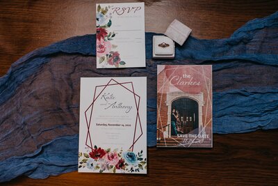 hoffman-creative-co-wedding-stationery-navy-floral-suite