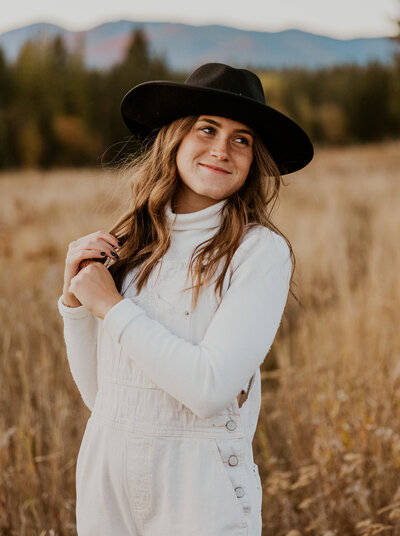 Montana's Flathead Valley Photography. It's time for your graduating seniors to think about senior photos.