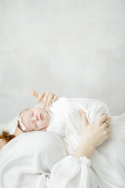 best Dallas newborn photographer, newborn photography Flower Mound,  DFW newborn photos