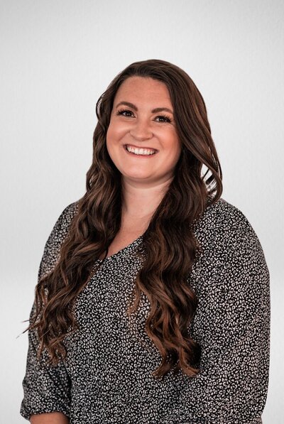 tara headshot