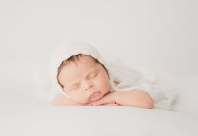 Beautiful newborn photo by San Diego newborn photographer, Tristan Quigley Photography