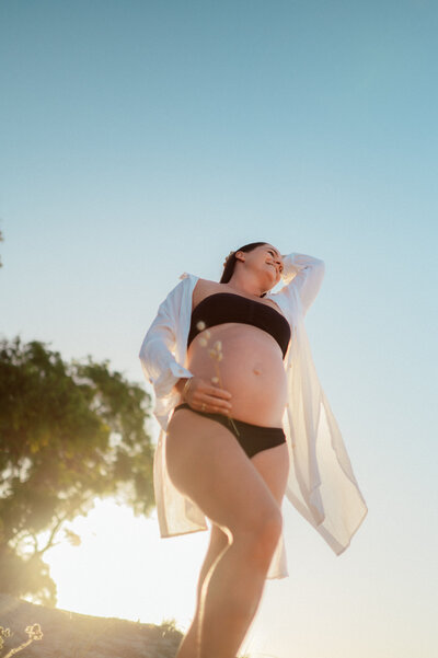 Maternity creative session captured by south west and Perth photographer Kalie 