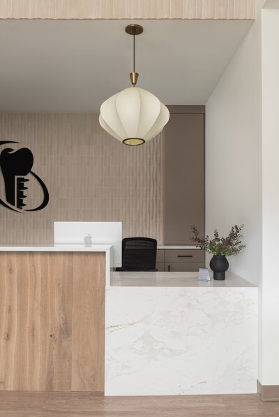 Reception desk at Tampa Bay Periodontics_Scarbro Design