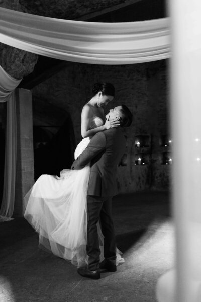 Get framed photography wedding photographer Europe  - first dance bride and groom