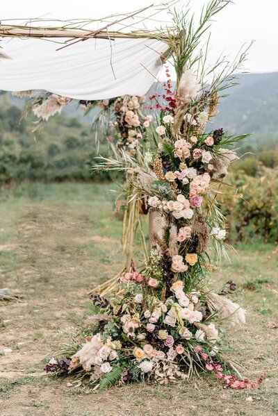 Lily Paloma est le fleuriste mariage et évenements de la Bastide de Marie en Provence