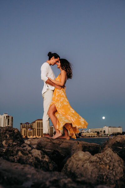 clearwater-beach-couples -engagement-photographer