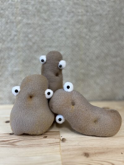 Fabric animal sculpture