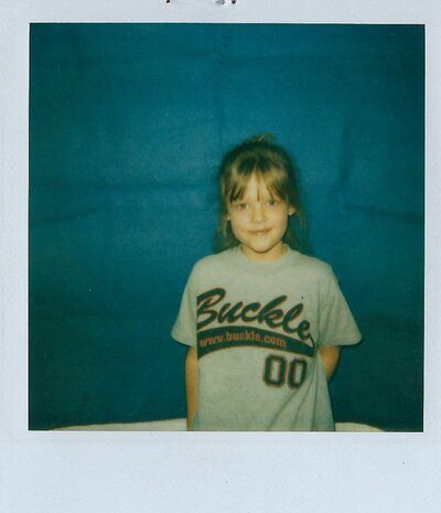 buckle polaroid
