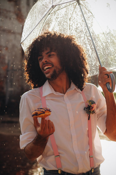 Elopement-Colorful-Eastern-Market-Detroit-Michigan-lifestyle-ChettaraTPhotography-2890
