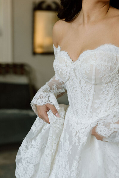 Wedding-at-The-Mansion-in-Austin-Texas-with-WhereAbouts-41