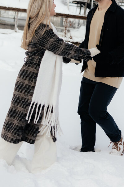 Buffalo-Snowy-Winter-Engagement-Session-1