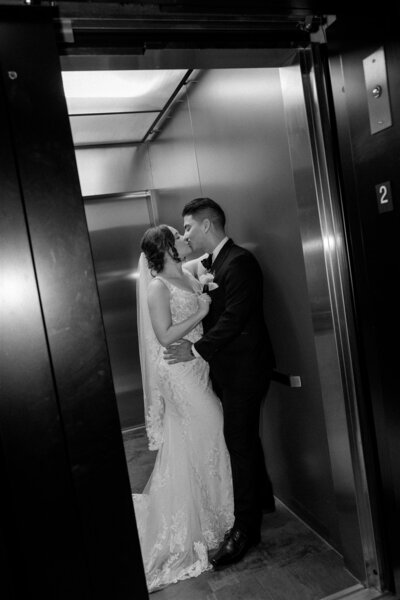 PHOTO-60