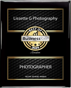 Lissette G Photography wins Best Photographer in Houston 2024 by BusinessRate for top reviews and rankings
