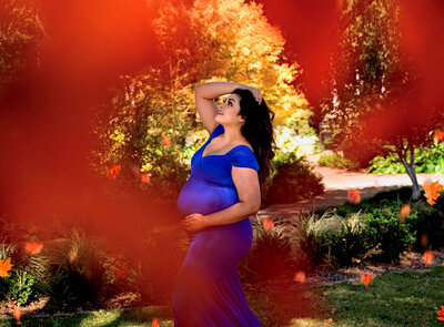 Beautiful fall maternity session at  botanical gardens  photographed by Beth Benecki of E. Benecki Photography