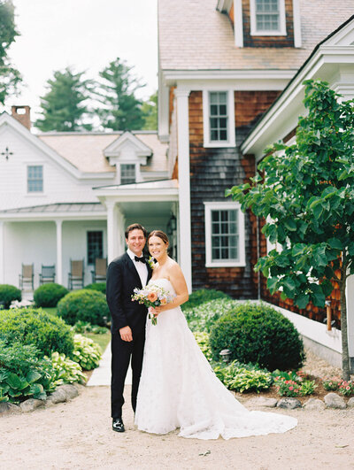Summer wedding at Lakefalls Lodge, New Hampshire