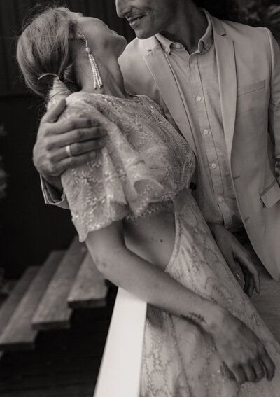chic wedding couple at ceremony