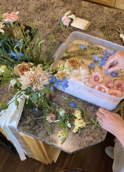 funeral flowers preserved in resin keychain 