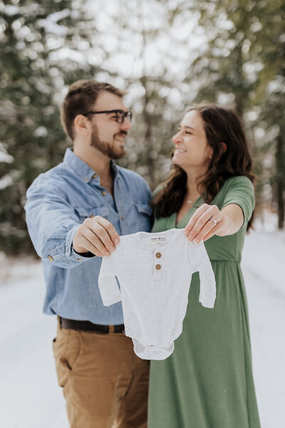 maternity photo shoot Central Pennsylvania Wedding and Family Photographer near me, portrait, photo gallery, photograph, headshot,  Cassie Wonderling, Captured Moments by Cassie