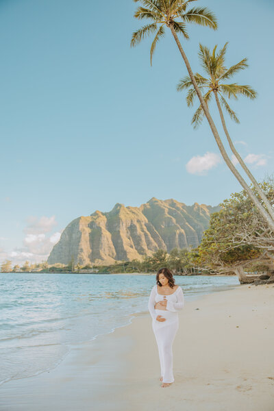 Maternity photos in Oahu