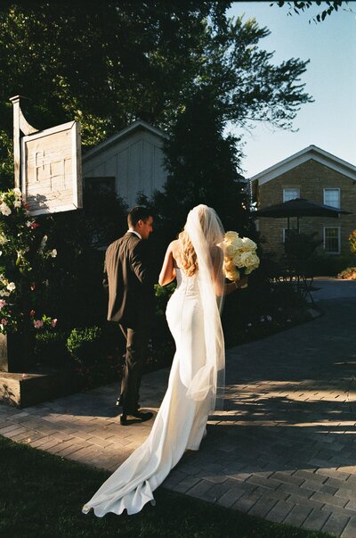 Aspen-Avenue-Chicago-Wedding-Photographer-Film-The-Farmhouse-Bride-and-Groom-Ceremony-Candid