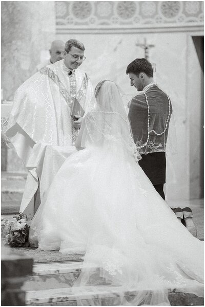 Carmel-Indianapolis-Indiana-Fine-Art-Catholic-Wedding-Photographer-_0002