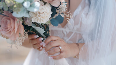 bride holding bridal bouquet
