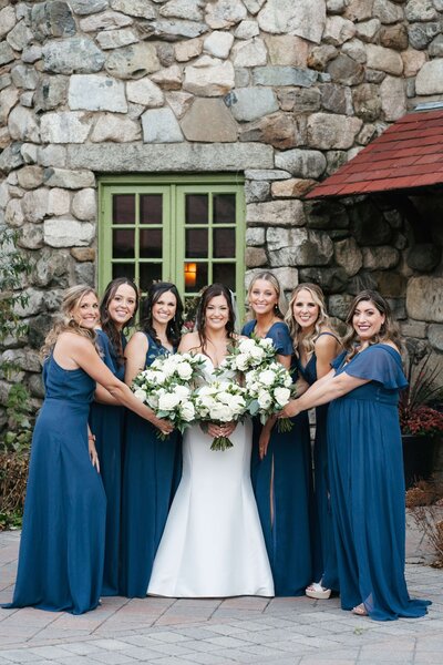 bridemaids photos at willowdale estate