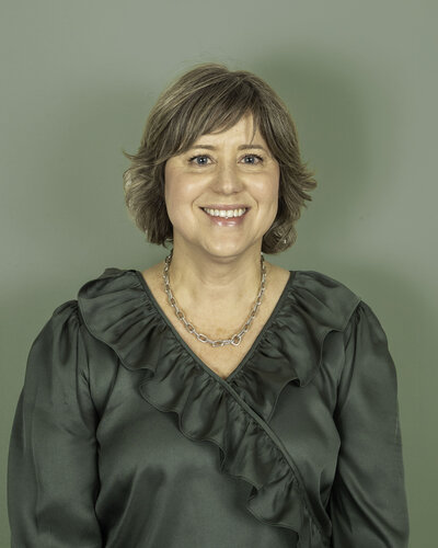 female therapist headshot