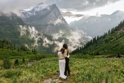 Glacier National Park Elopement Photographer, Montana Wedding
