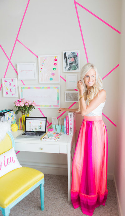 Elizabeth McCravy Showit Brand and Website Designer - Office Pro27